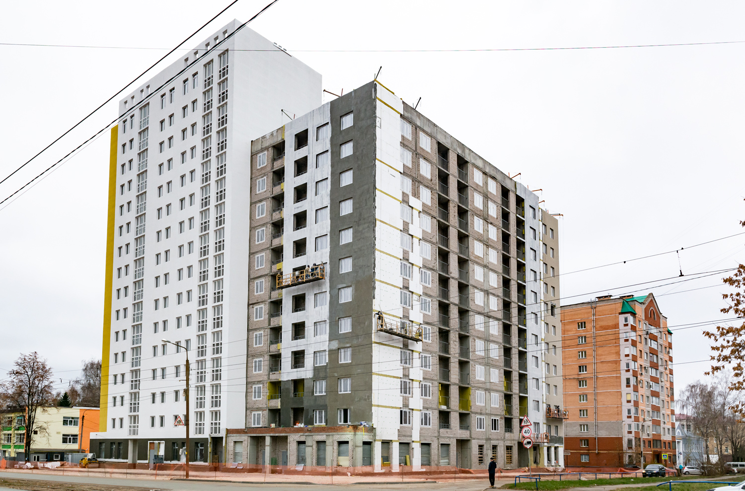 Уфа, Улица Дмитрия Донского, 42; Улица Кулибина, 40/1