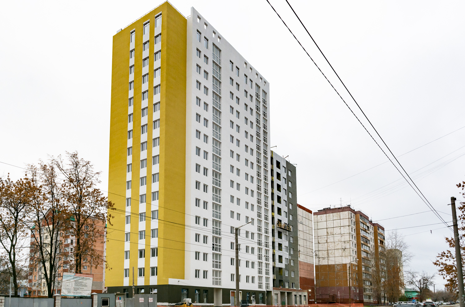 Уфа, Улица Дмитрия Донского, 42; Улица Дмитрия Донского, 38