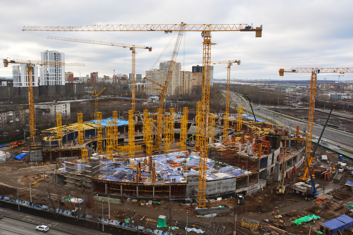 Пермь, Локомотивная улица, 16