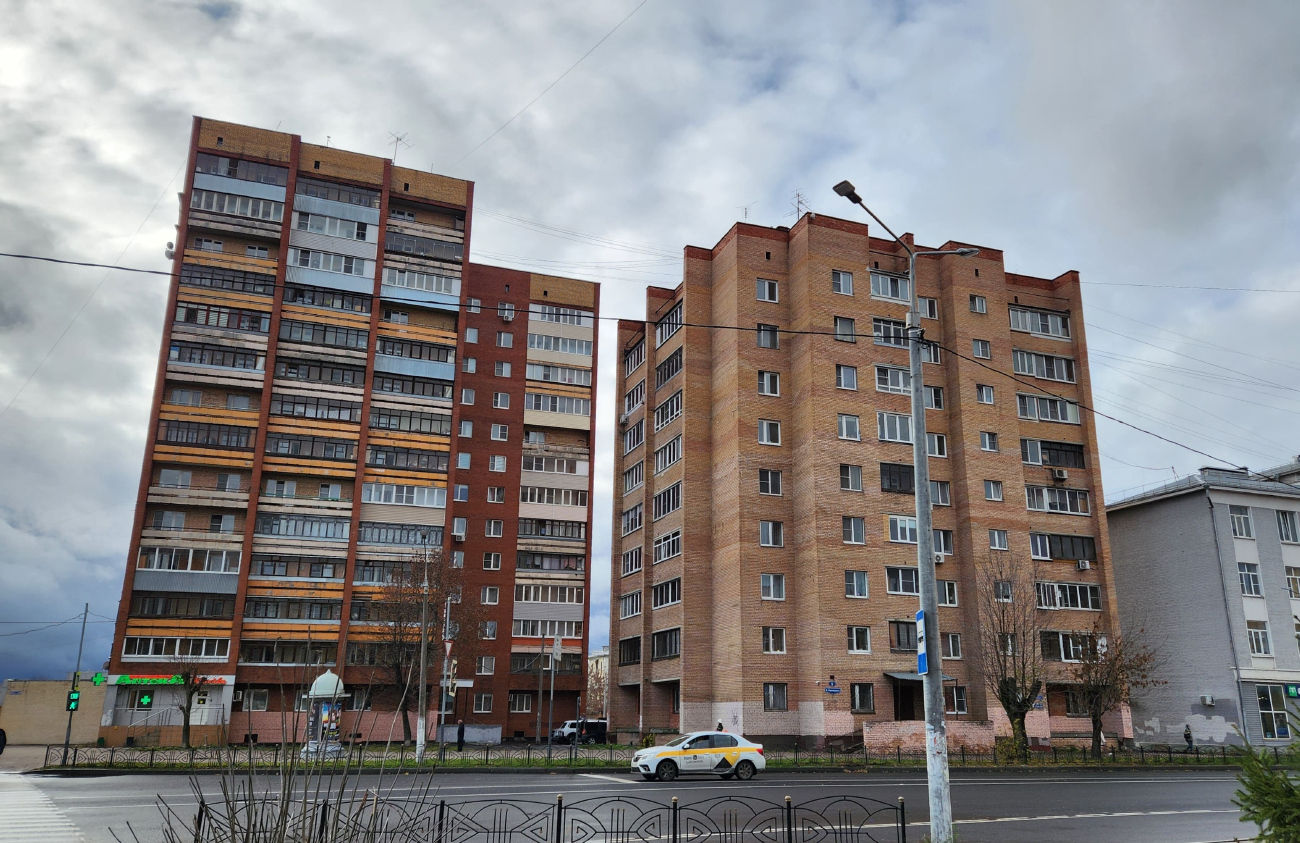 Орехово-Зуево, Улица Ленина, 53; Улица Карла Либкнехта, 1