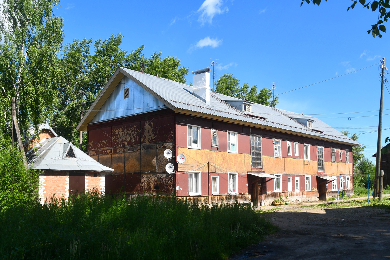 Микунь, Улица Ленина, 44