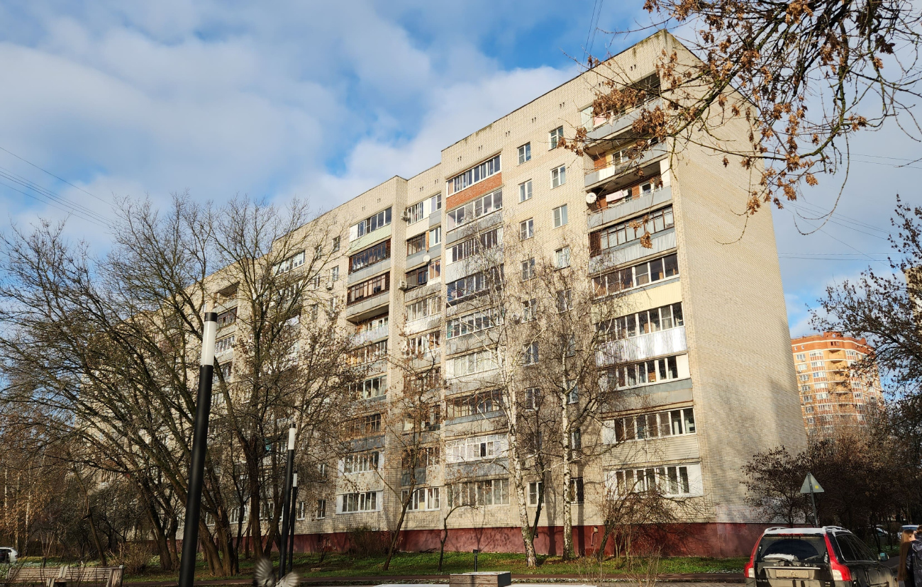 Подольск, улица 50 лет ВЛКСМ, 6