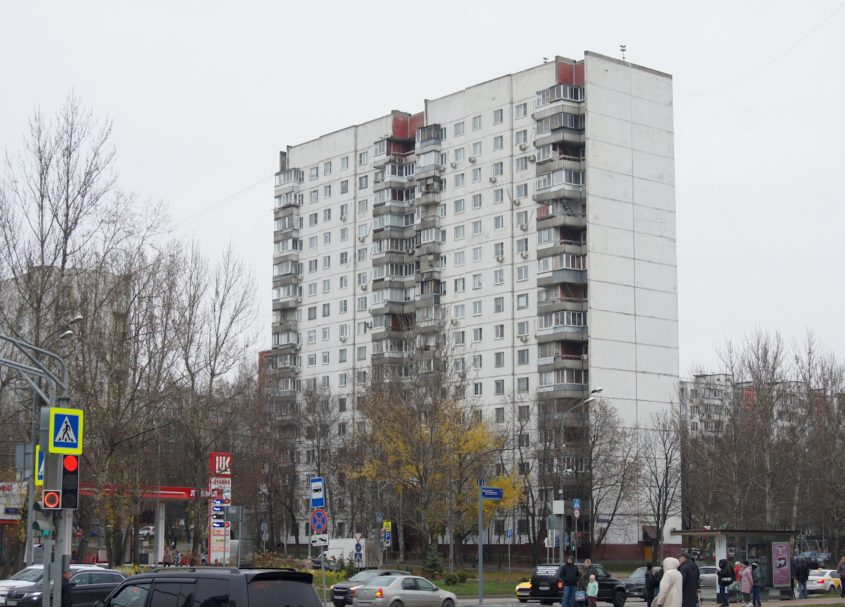 Москва, Ореховый бульвар, 29 / Ореховый проезд, 49