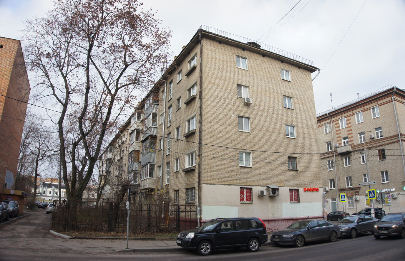 Подольск, Февральская улица, 51 / Советская улица, 31