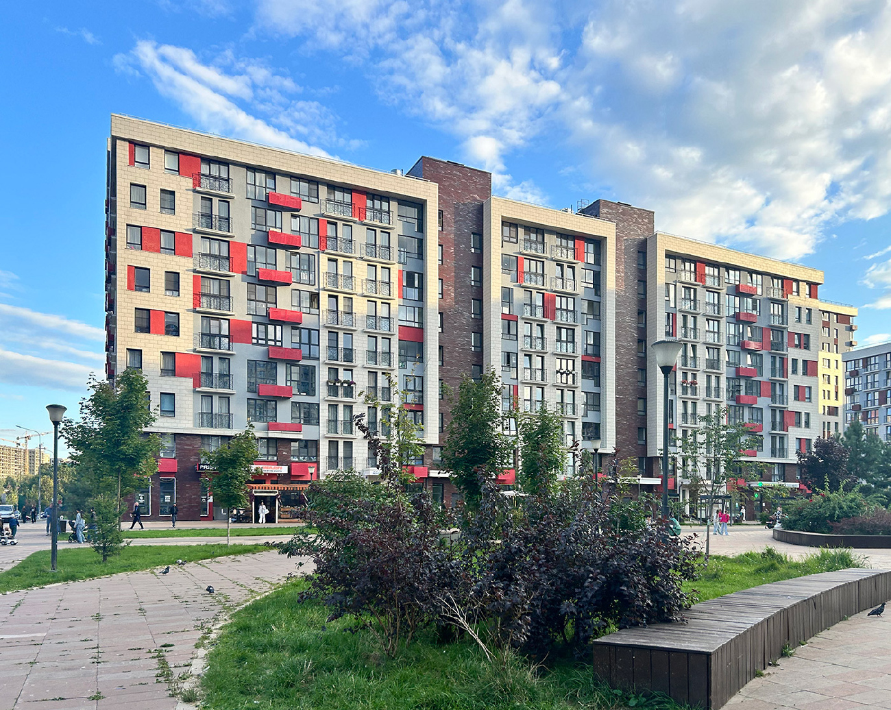 Поселение Сосенское, Коммунарка, бульвар Веласкеса, 4