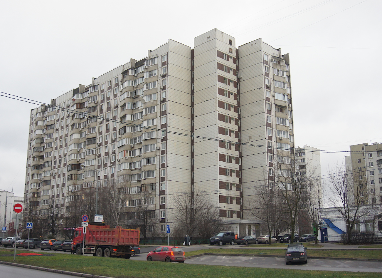 Москва, Венёвская улица, 1