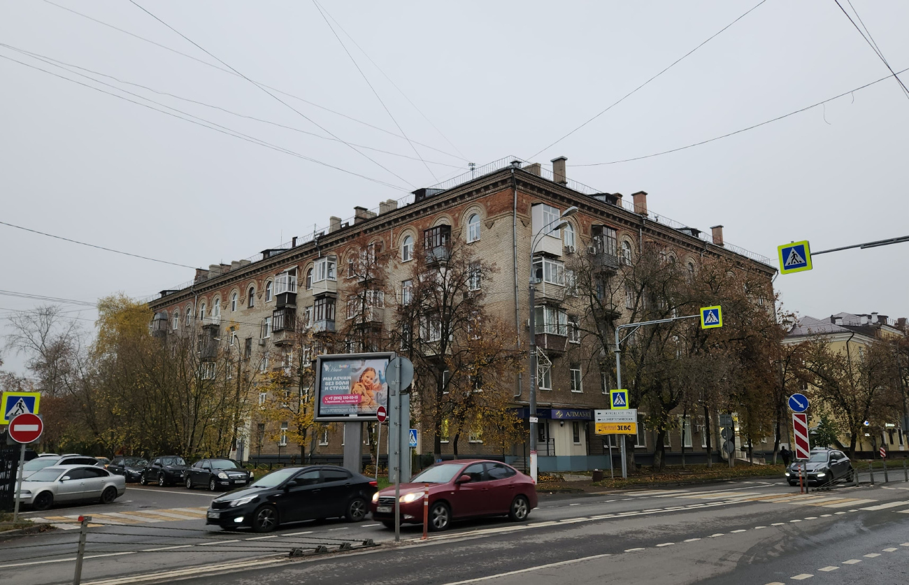 Жуковский, Улица Гагарина, 6