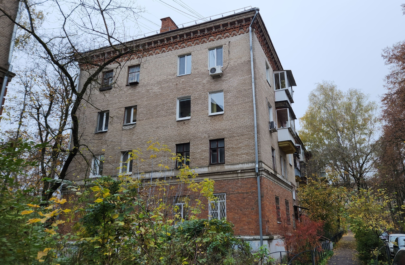 Жуковский, Улица Маяковского, 12