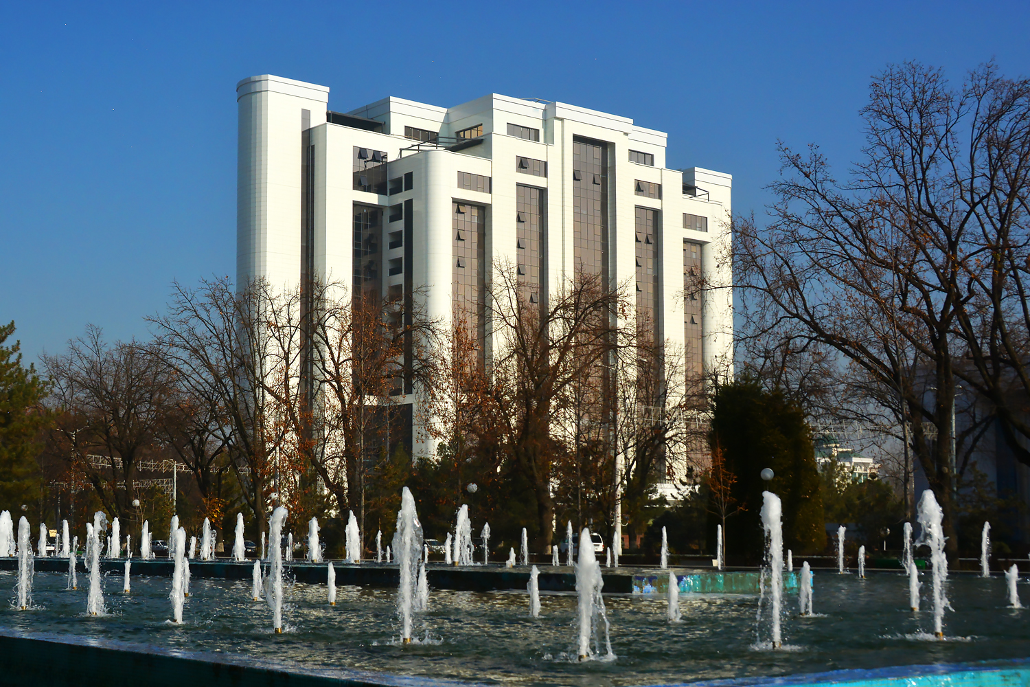 Ташкент, Проспект Шарафа Рашидова, 16