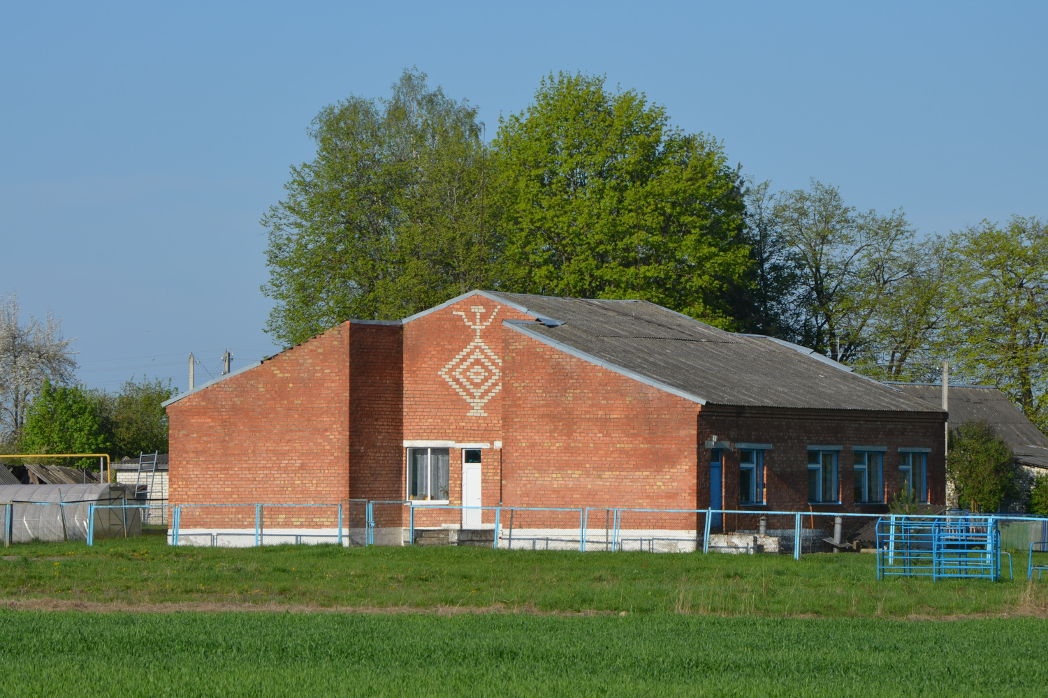 Крупский район, прочие н.п., Каменка, Советская улица, 28