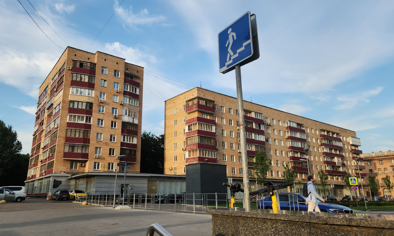 Moskva, Улица Новая Башиловка, 4; Ленинградский проспект, 34