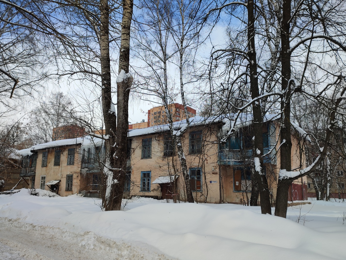 Щёлково, Кооперативная улица, 1