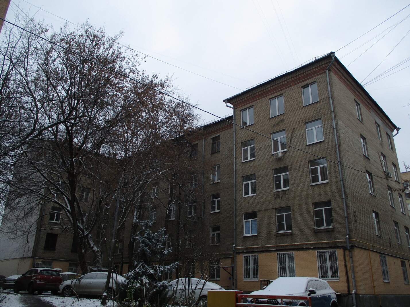 Moscó, Первомайская улица, 68 / 9-я Парковая улица, 15