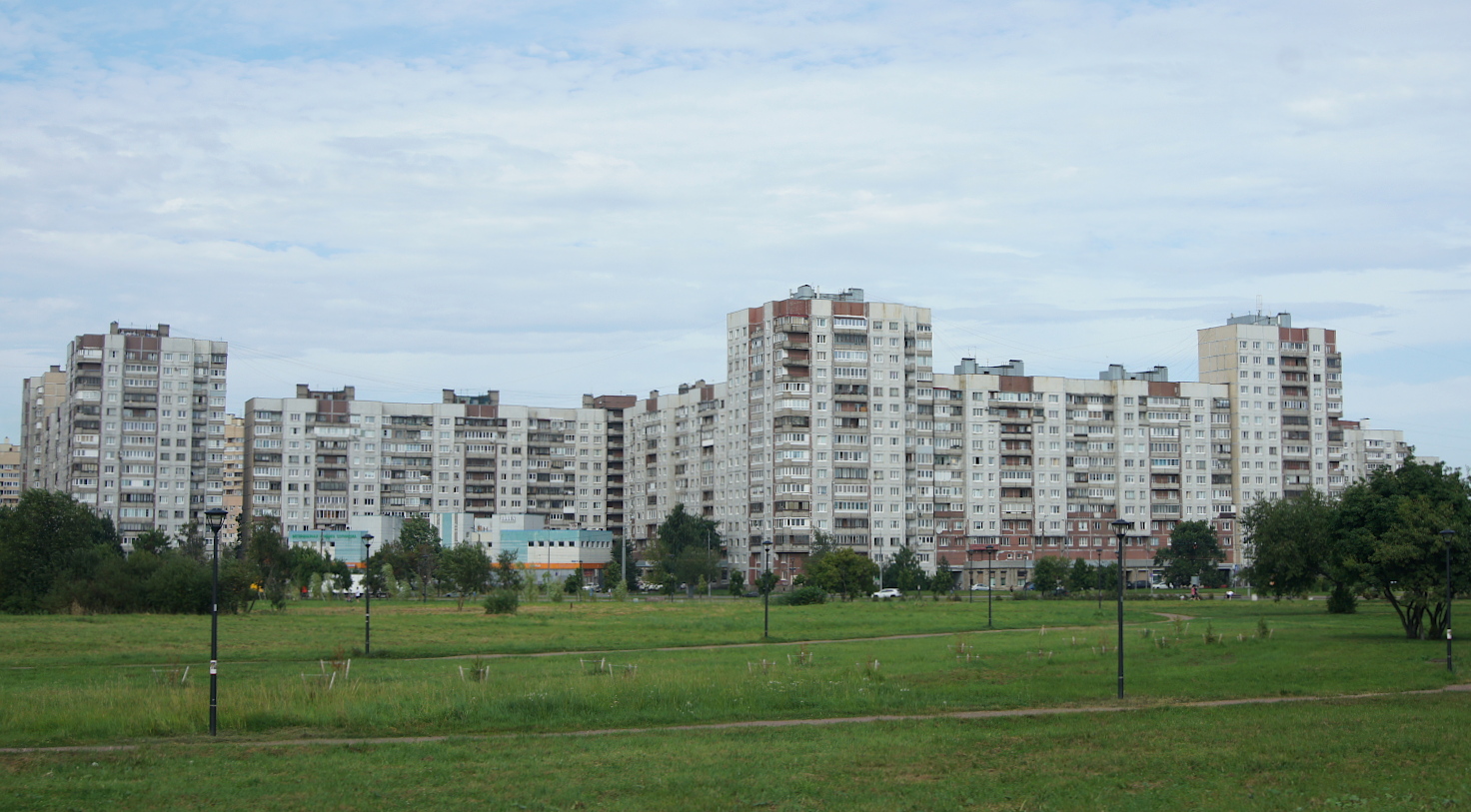 Санкт-Петербург, Бухарестская улица, 120 корп. 1; Бухарестская улица, 122 корп. 1; Бухарестская улица, 124 / Дунайский проспект, 56