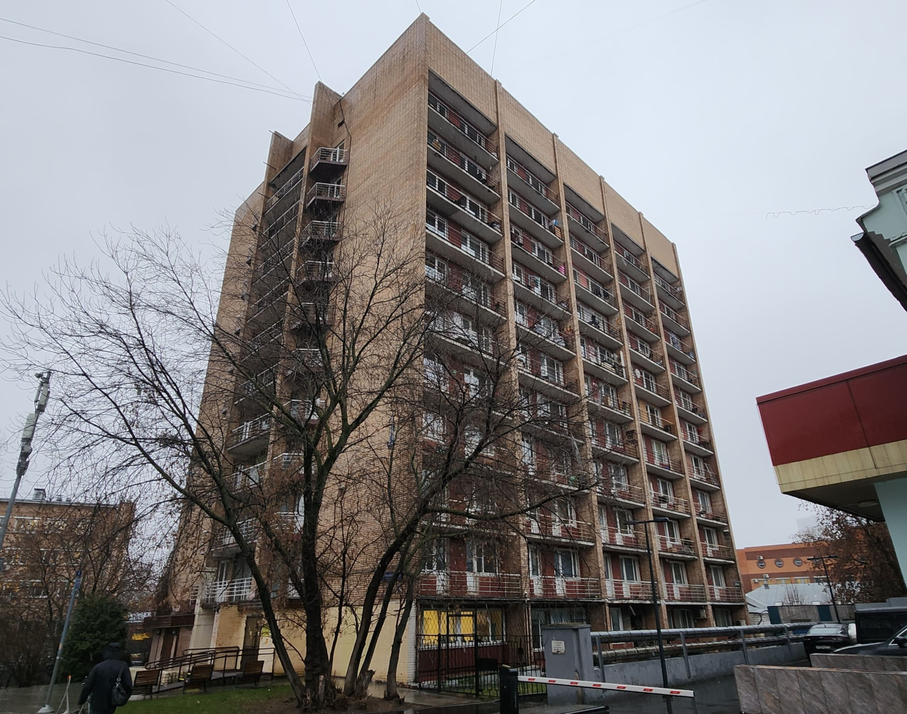 Москва, Улица Казакова, 10 / Нижний Сусальный переулок, 2 стр. 1