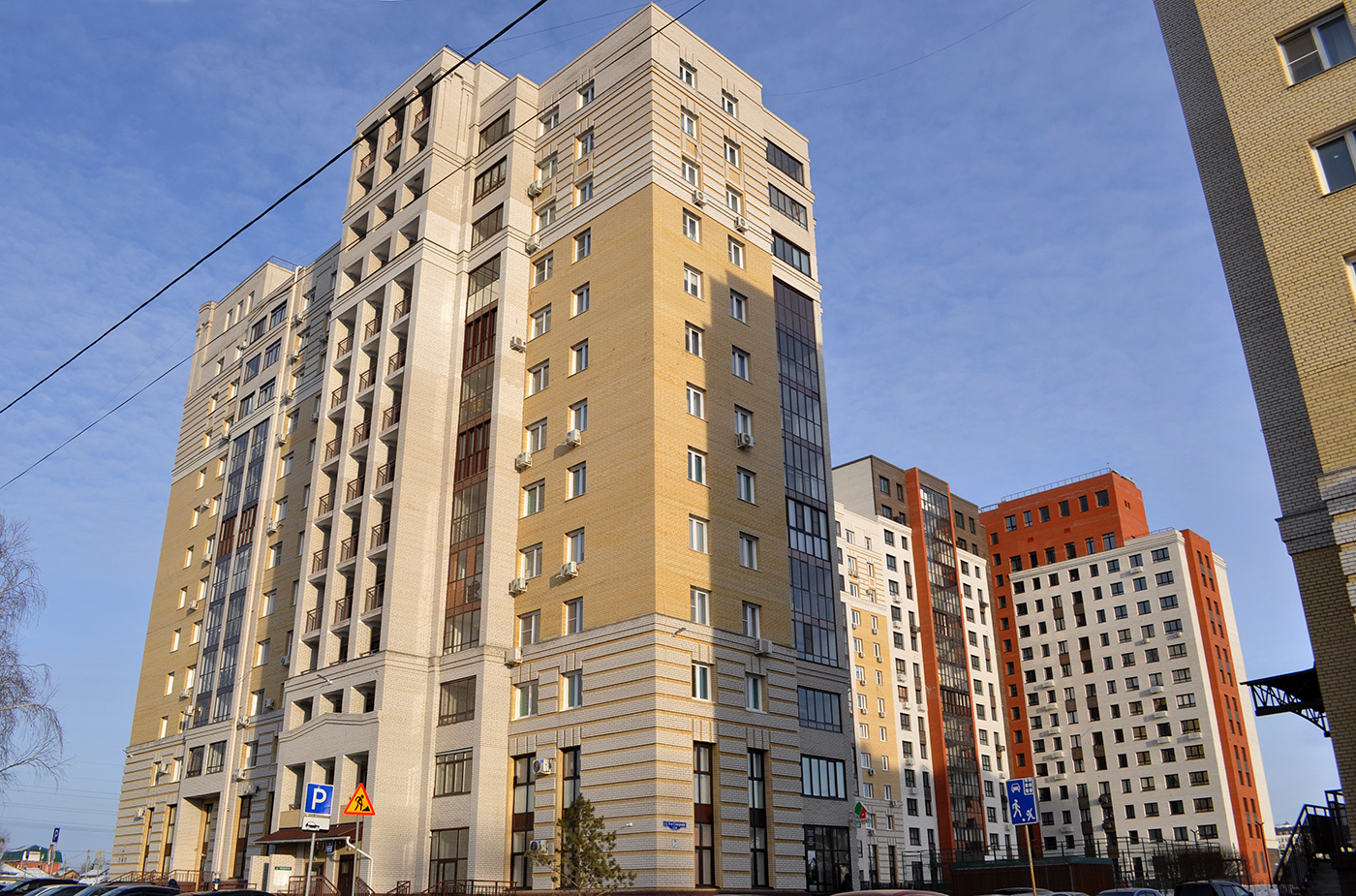 Омск, 5-я Северная улица, 124; Улица Герцена, 99