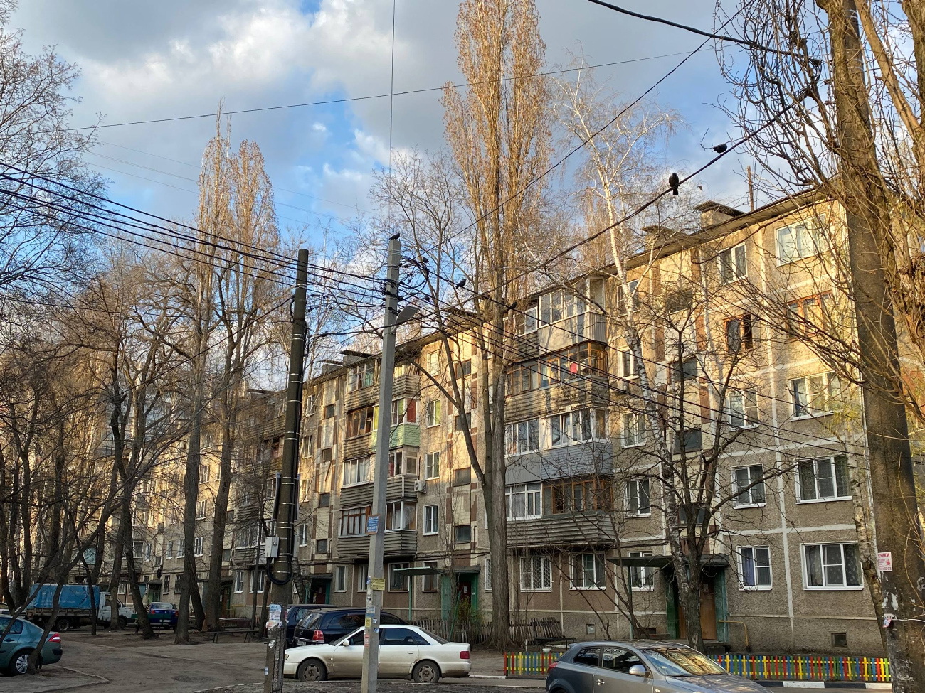 Воронеж, Улица Космонавта Комарова, 5