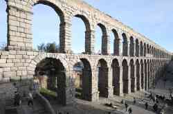 Сеговия, Plaza del Azoguejo