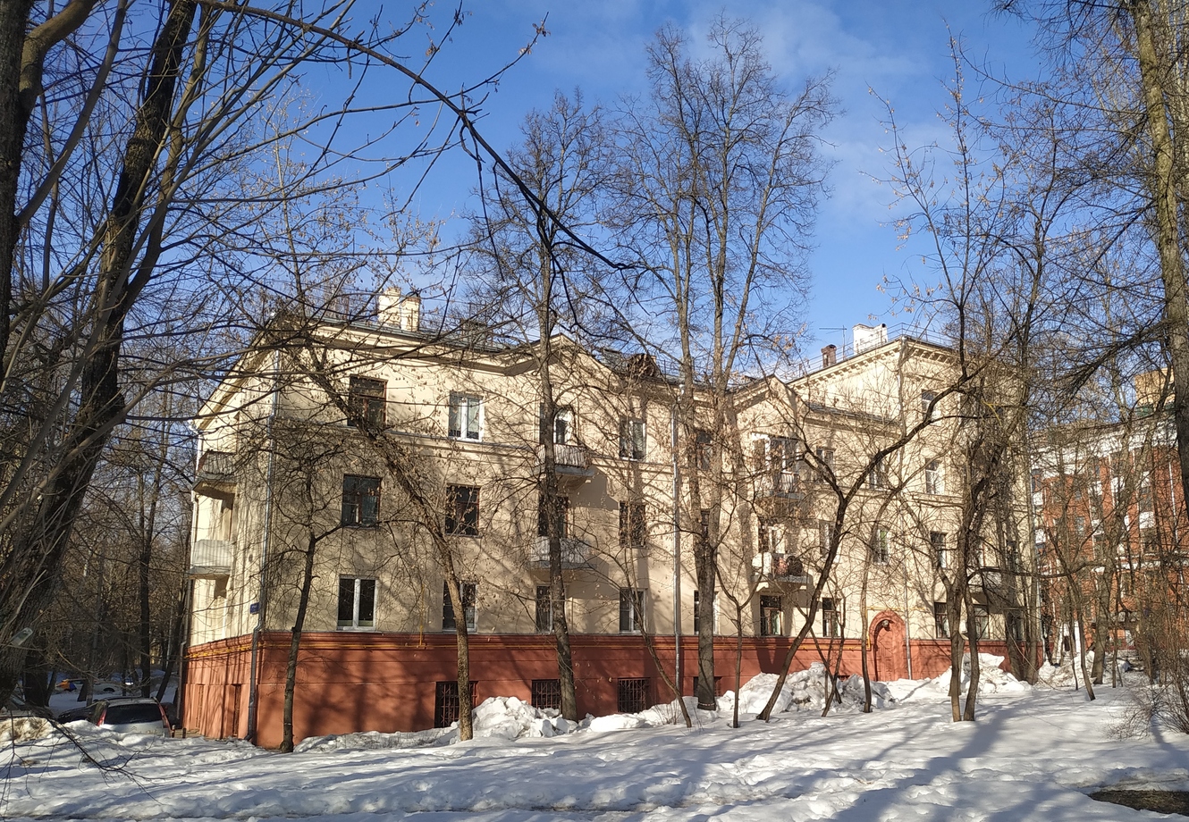 Москва, 1-я Парковая улица, 1 / Измайловский проспект, 51