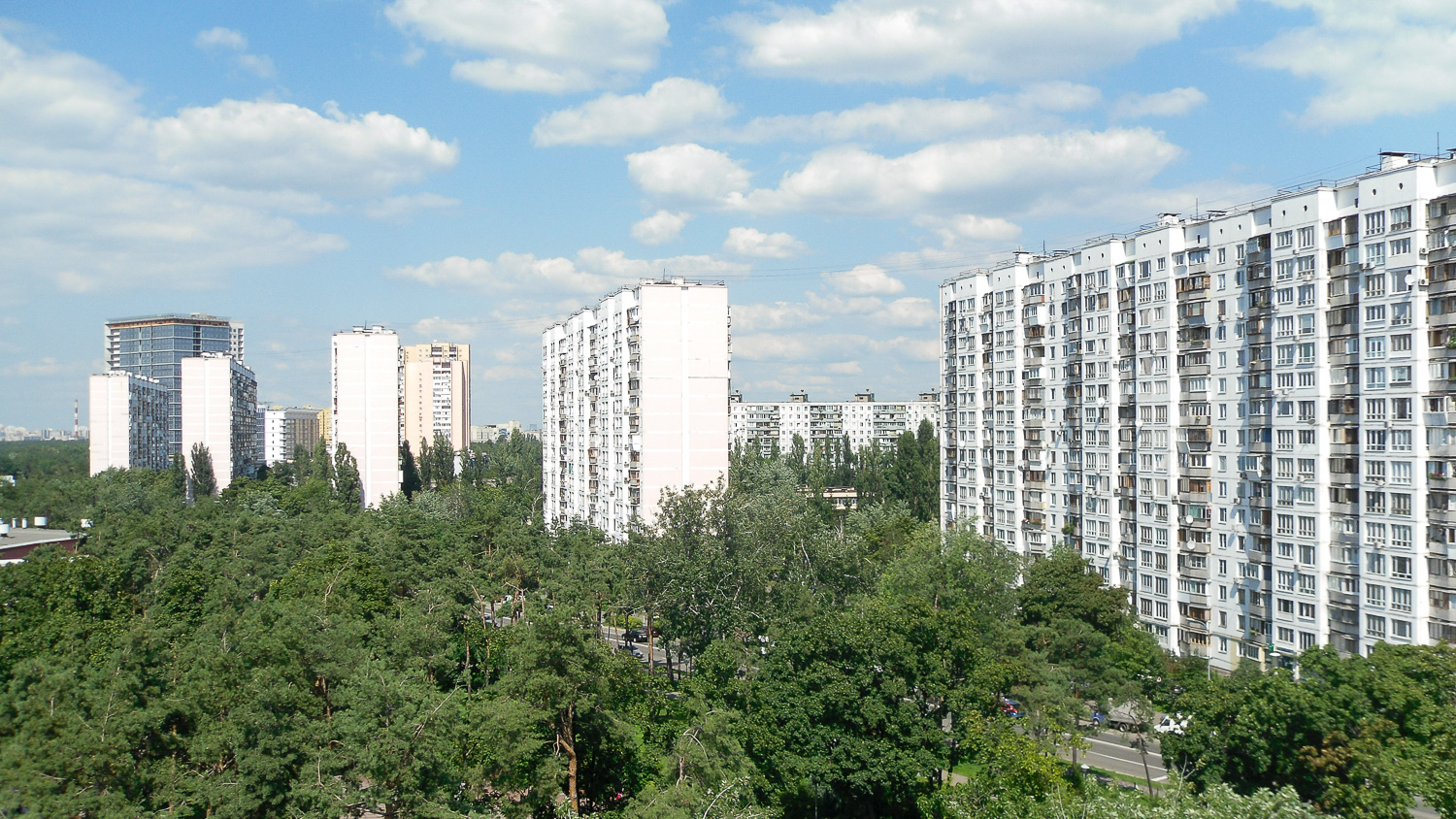 Киев, Улица Генерала Жмаченко, 18; Дарницкий бульвар, 8В; Улица Генерала Жмаченко, 16; Улица Генерала Жмаченко, 12; Улица Генерала Жмаченко, 8; Дарницкий бульвар, 7; Улица Генерала Жмаченко, 4. Киев — Панорамы