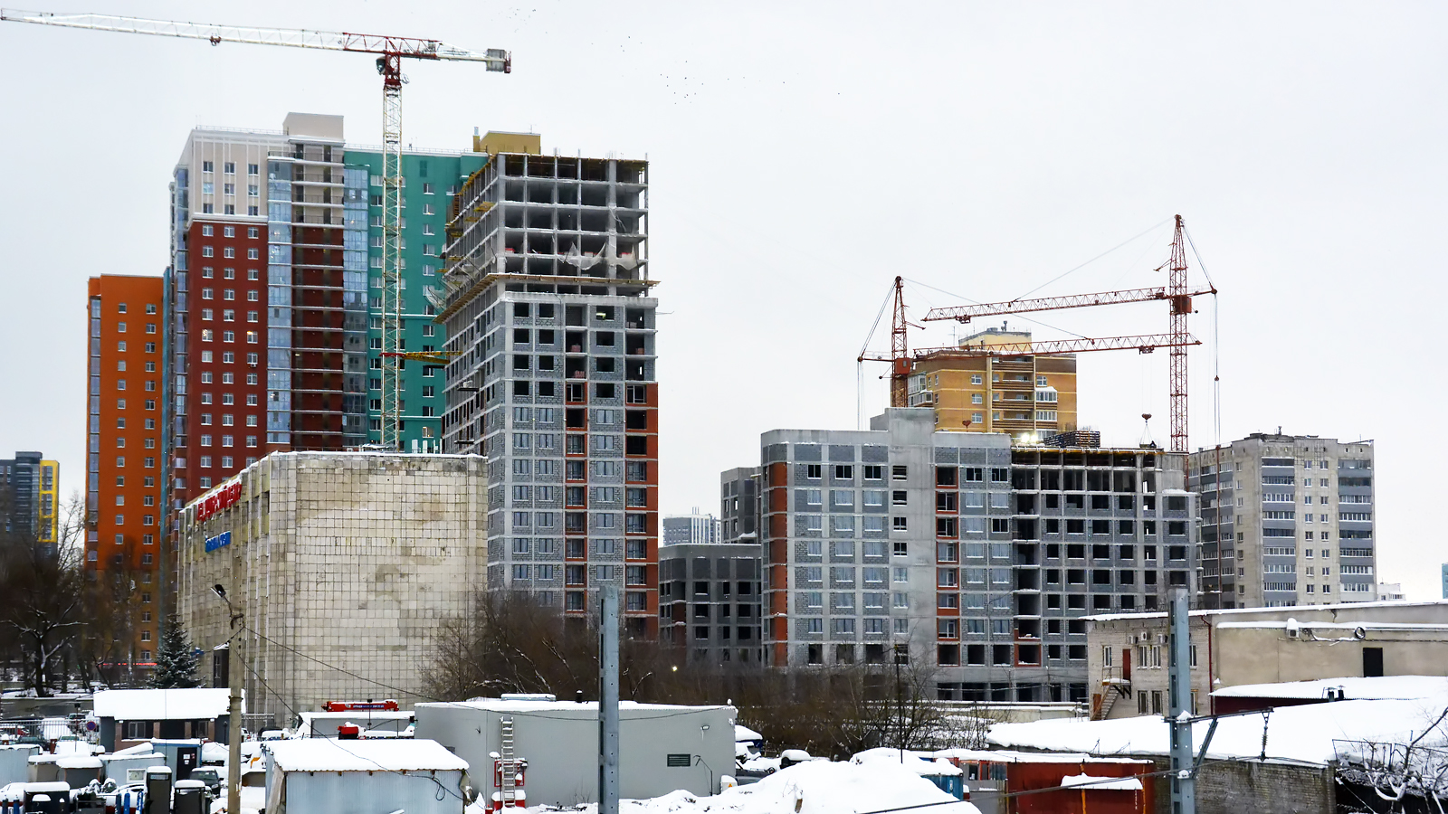 Пермь, Улица Карпинского, 14; Улица Карпинского, 8А; Улица Левченко, 8; Улица Танкистов, 6. Пермь — Панорамы