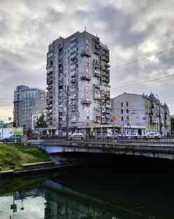 Санкт-Пецярбург, Торжковская улица, 1; Санкт-Пецярбург, Набережная Чёрной речки, 51; Санкт-Пецярбург, Торжковская улица, 1 корп. 2