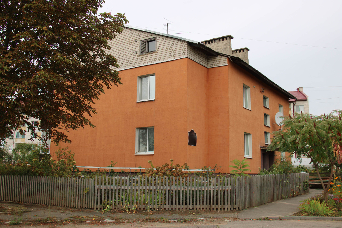 Новый Двор, Молодёжная улица, 6