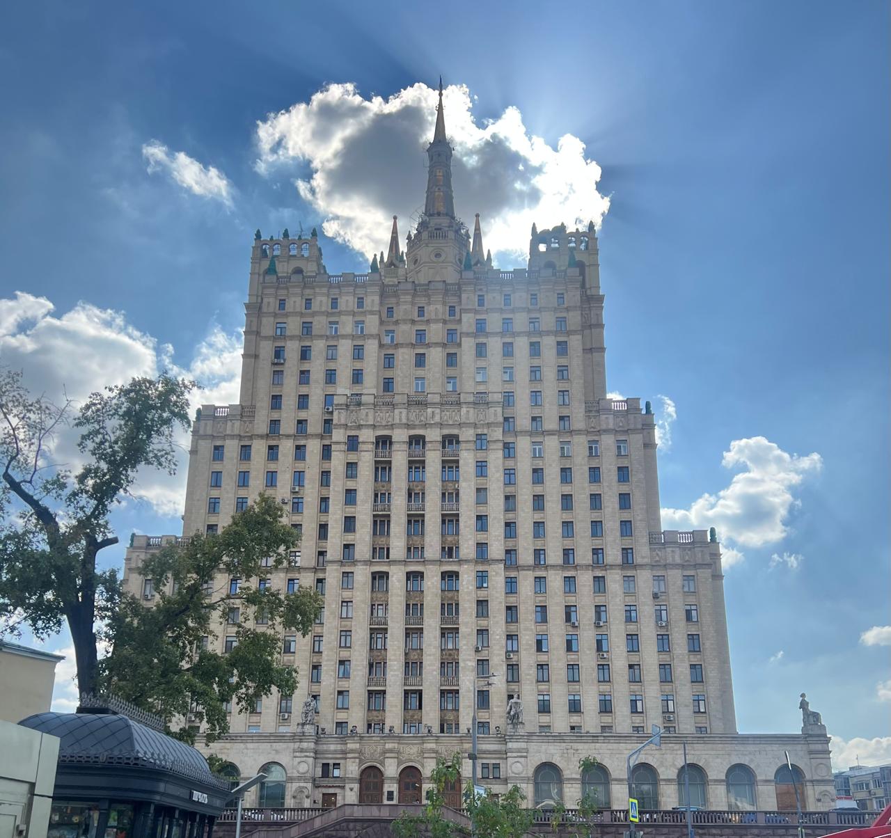 Москва, Кудринская площадь, 1