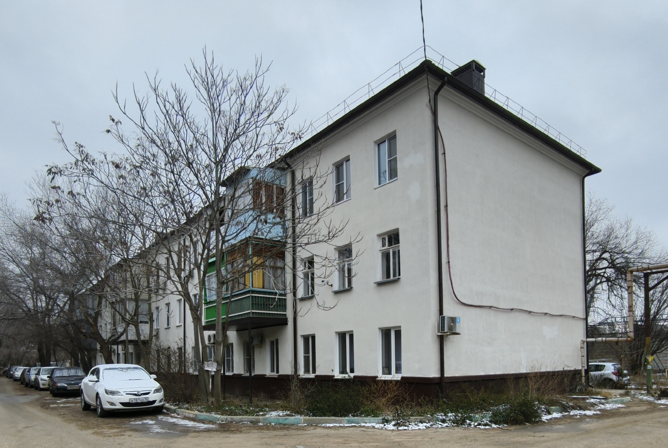 Астрахань, Заводская площадь, 16