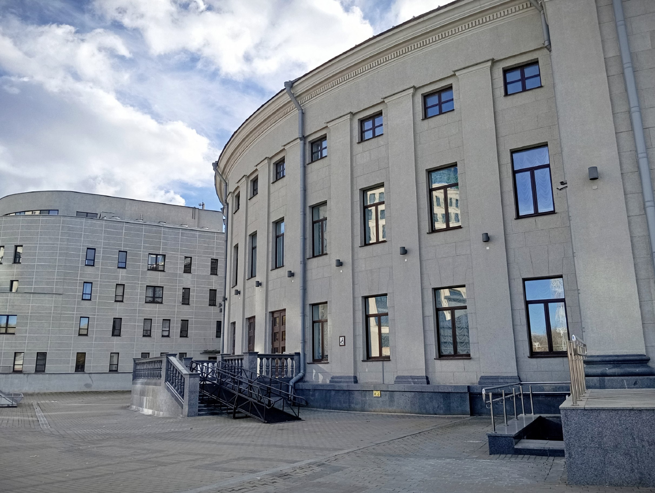 Минск, Проспект Независимости, 32