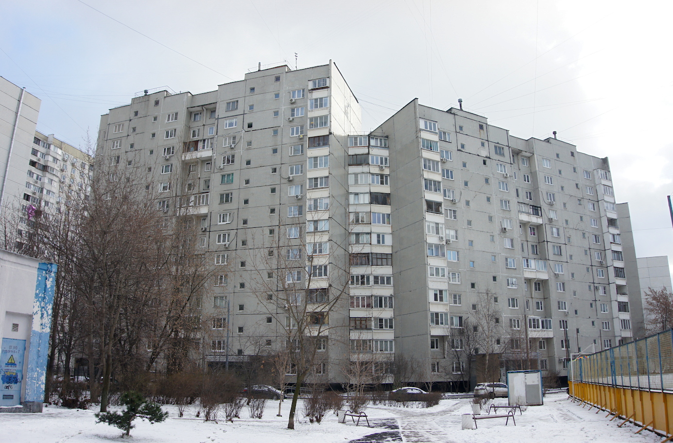 Moskva, Братиславская улица, 24 (подъезды 5-6); Братиславская улица, 24 (подъезды 3-4)