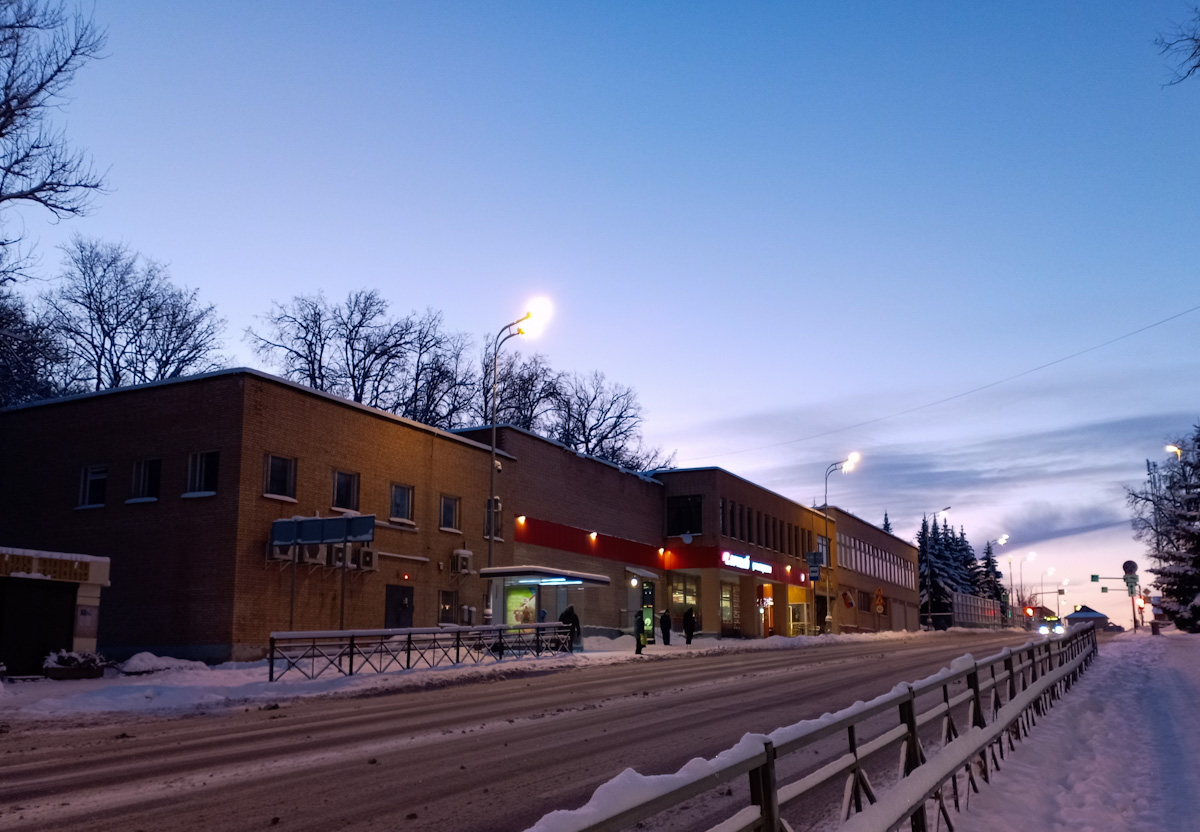 Поселение Воскресенское, Пос. подсобного хозяйства Воскресенское, 9 / Центральная улица, 1