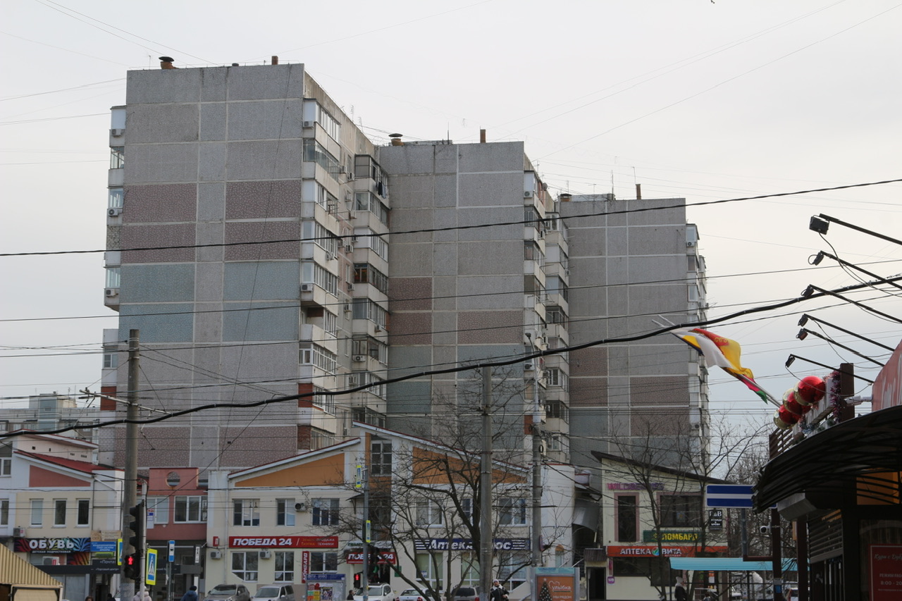 Краснодар, Проспект Чекистов, 12
