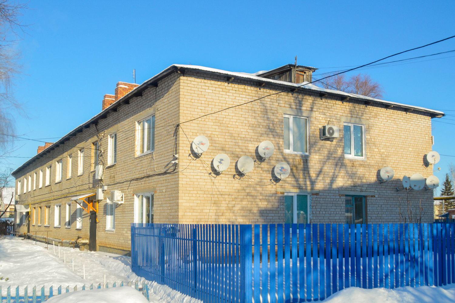 Кинель-Черкасский район, прочие н.п., с. Кротовка, улица Василия Сапрунова, 5