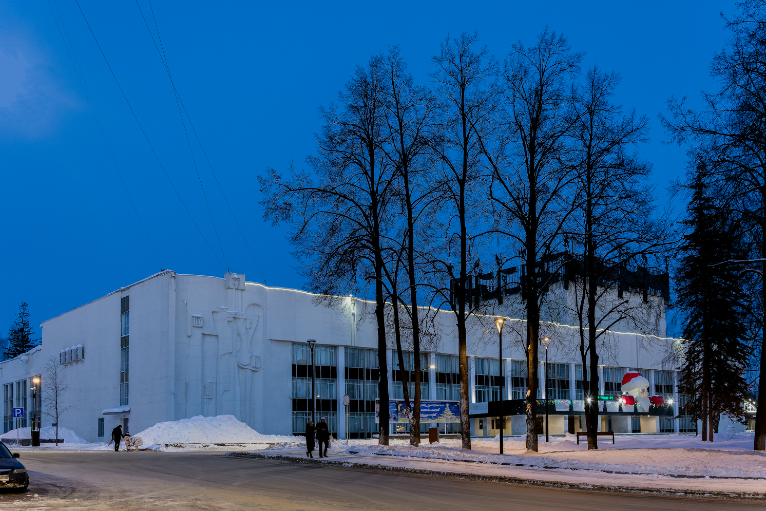 Уфа, Первомайская улица, 47 / Улица Александра Невского, 15