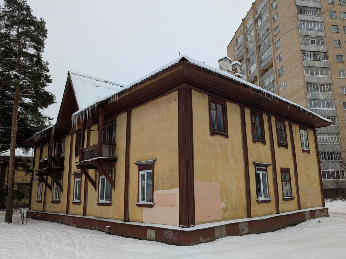 Dubna, Интернациональная улица, 11