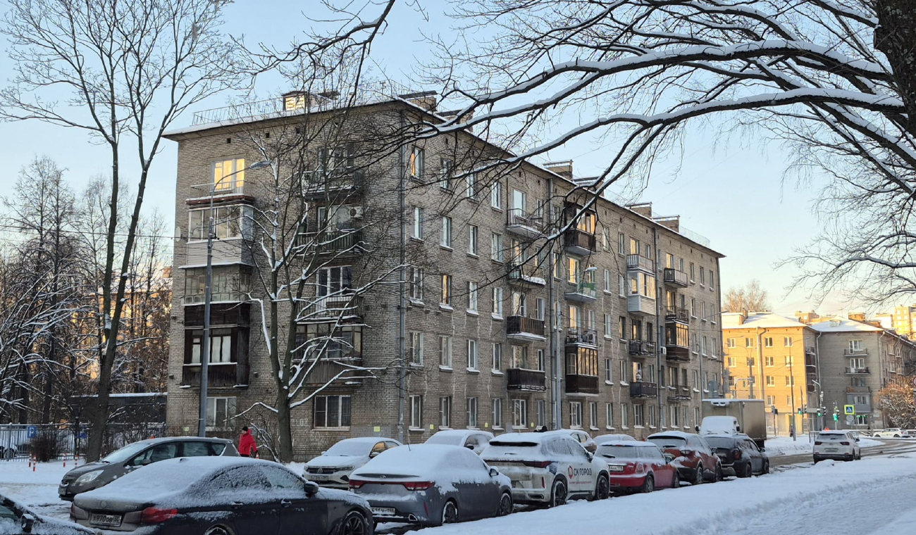 Peterburi, Ланское шоссе, 69 (пп. 1-3)