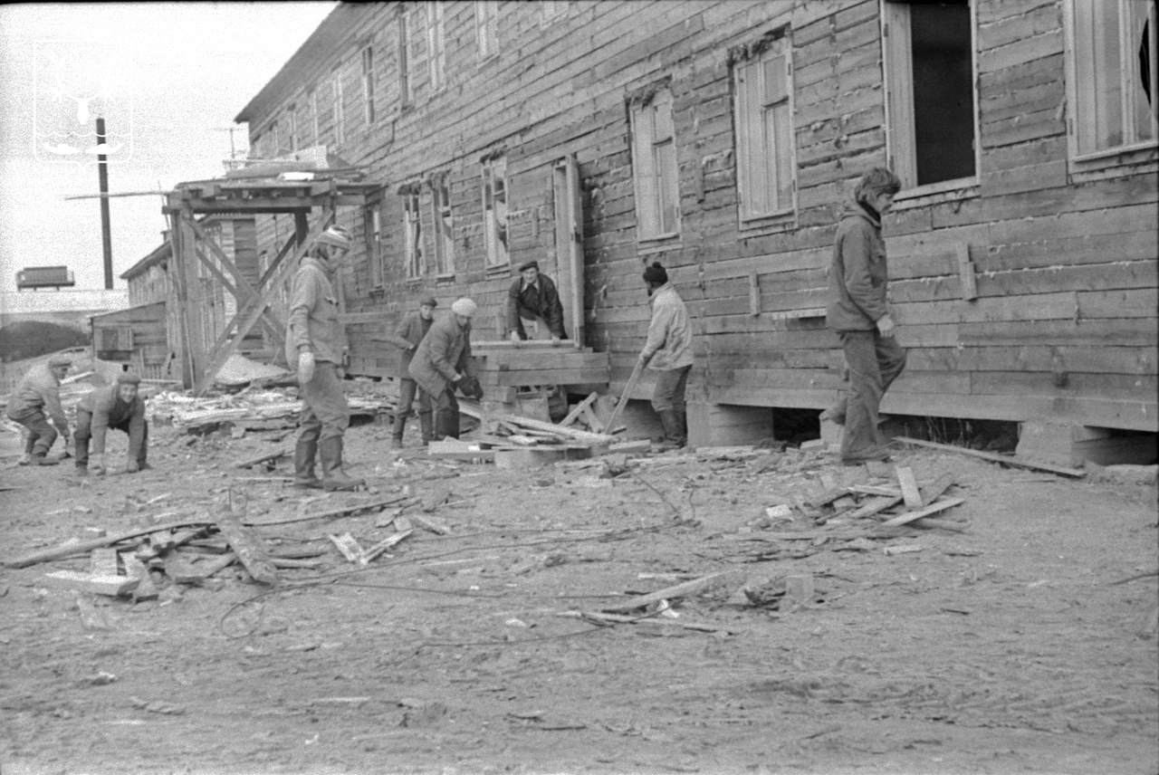 Искателей, Переулок Газовиков, 8