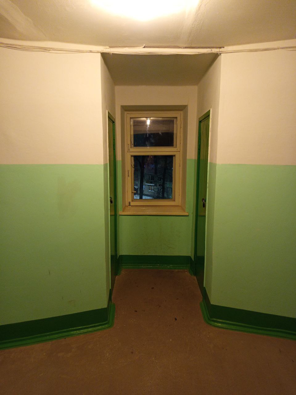 Пикалёво, 5-й микрорайон, 1