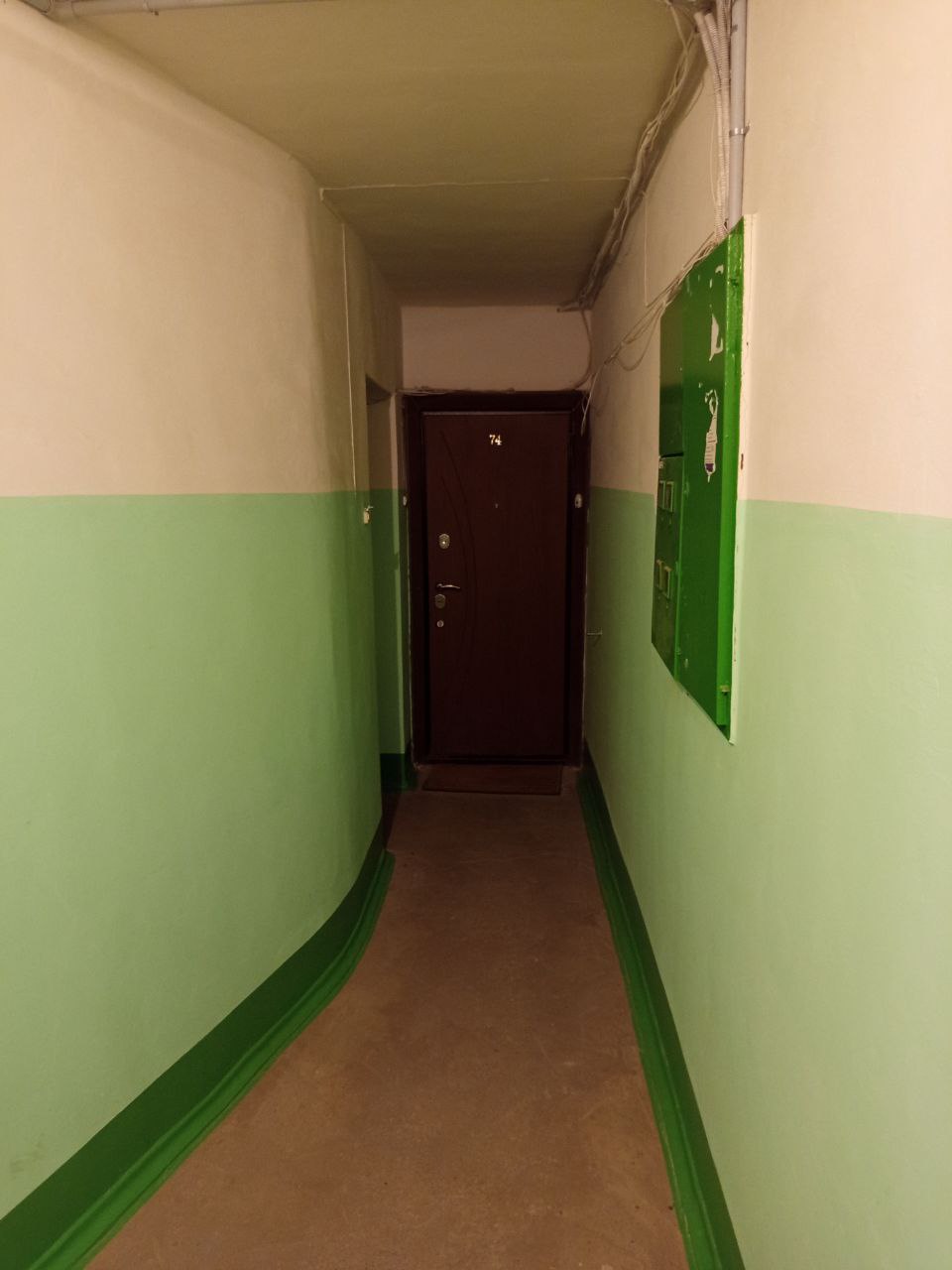 Пикалёво, 5-й микрорайон, 1