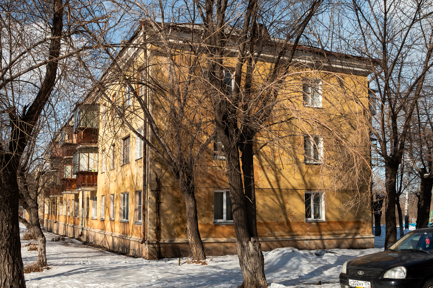 Магнитогорск, Улица Маяковского, 13