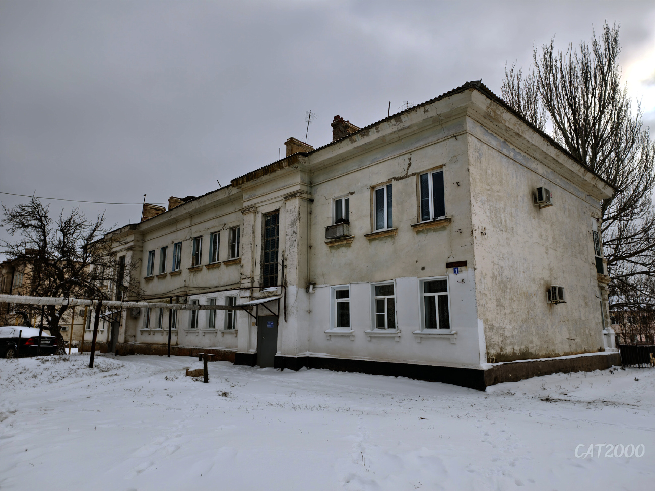 Оранжереи, Улица Кирова, 1