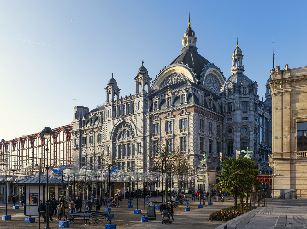 Antwerpen, Koningin Astridplein, 27
