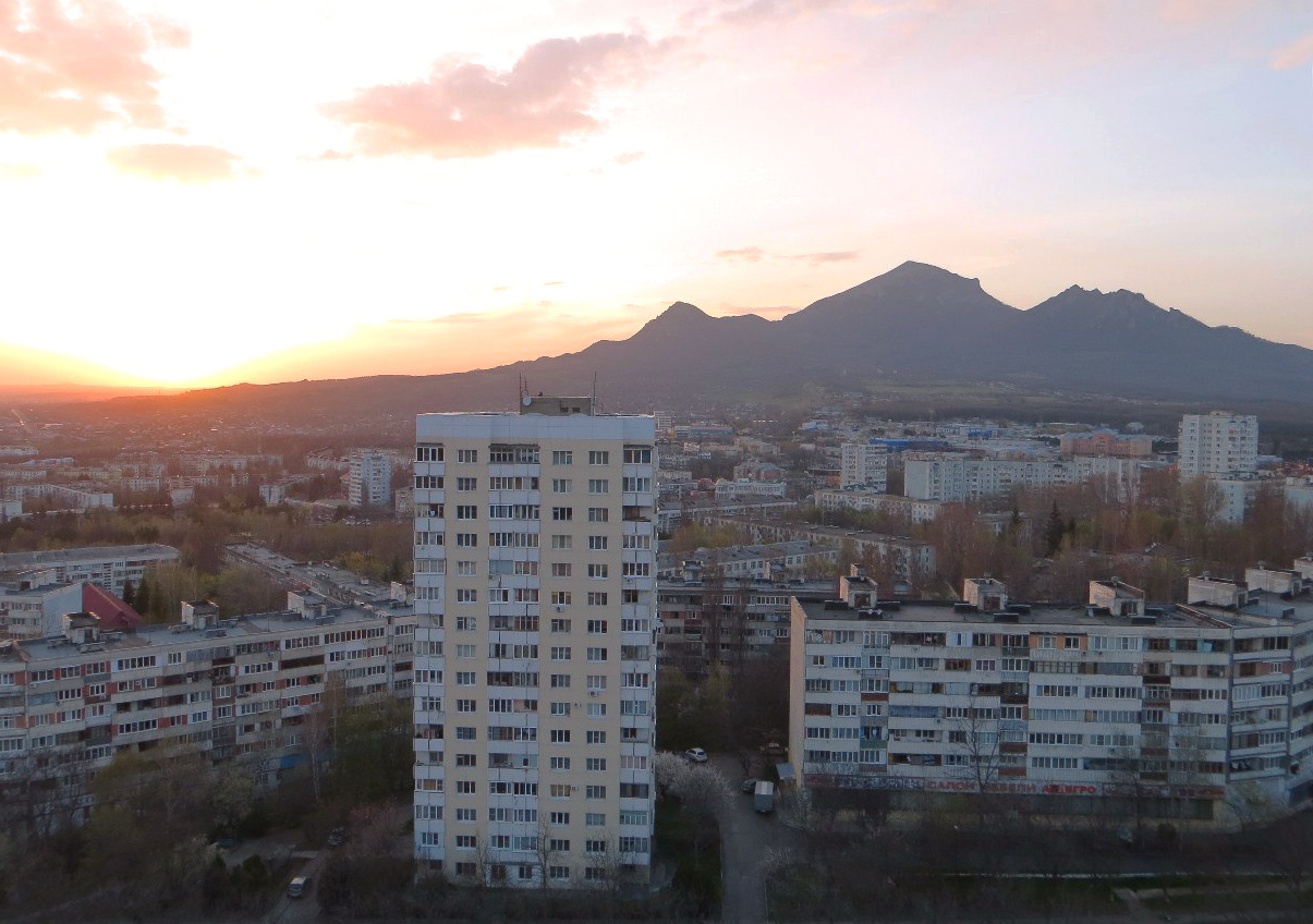 Пятигорск, Проспект Калинина, 2 корп. 5; Проспект Калинина, 2 корп. 2; Проспект Калинина, 2 корп. 3