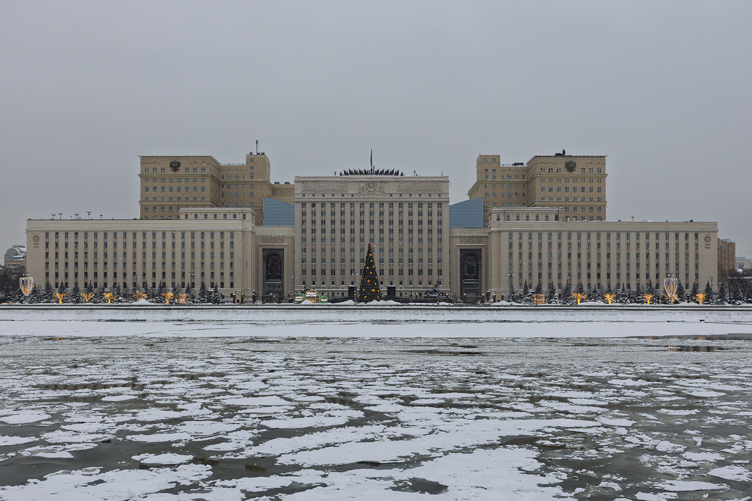 Москва, Фрунзенская набережная, 22 стр. 4; Фрунзенская набережная, 22 стр. 3; Фрунзенская набережная, 22 стр. 1