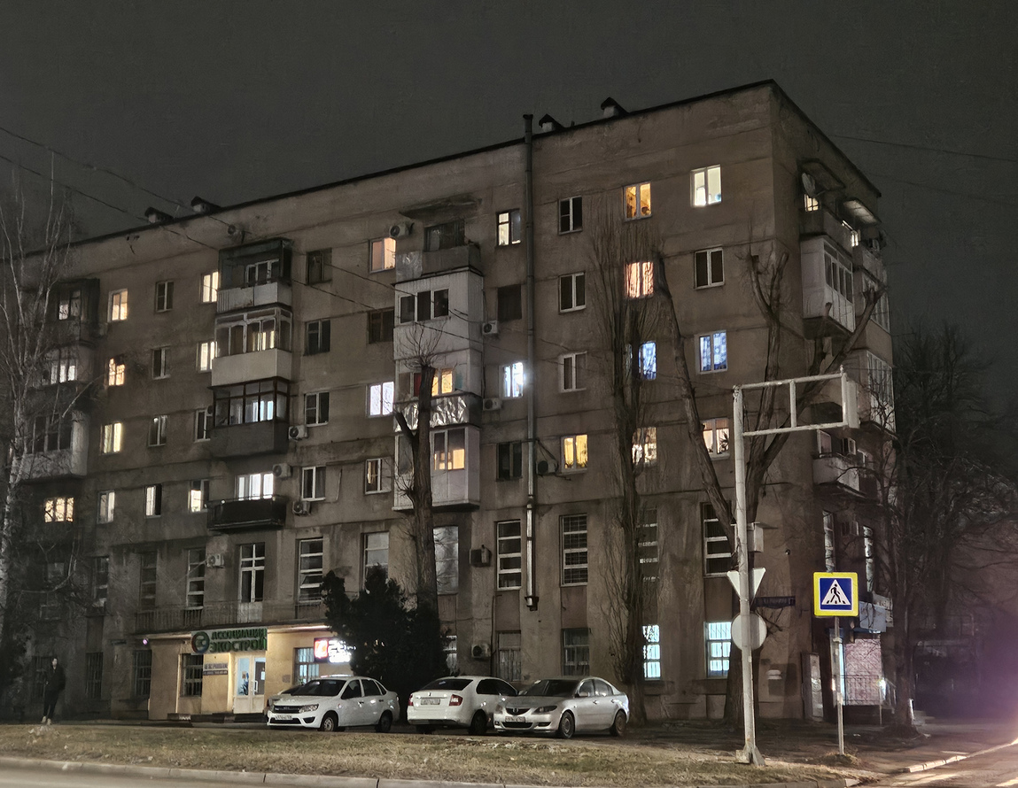 Пятигорск, Проспект Калинина, 17 корп. 1