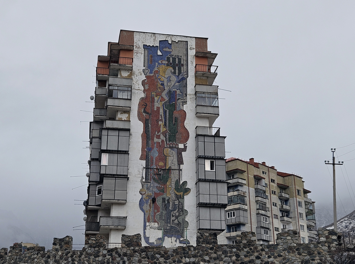 Тырныауз, Эльбрусский проспект, 2