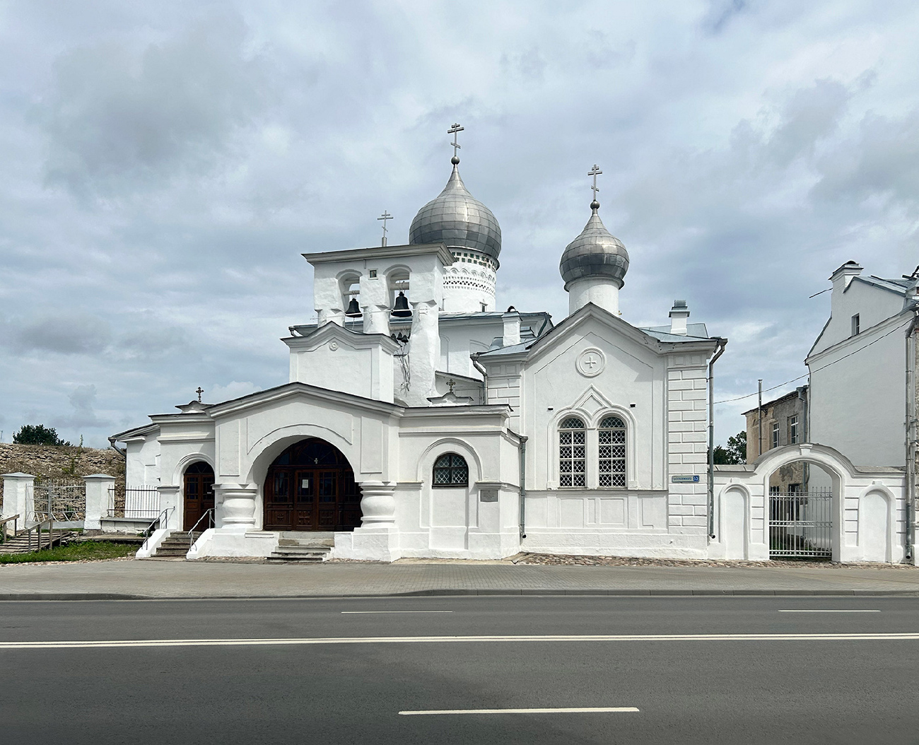 Псков, Улица Леона Поземского, 53