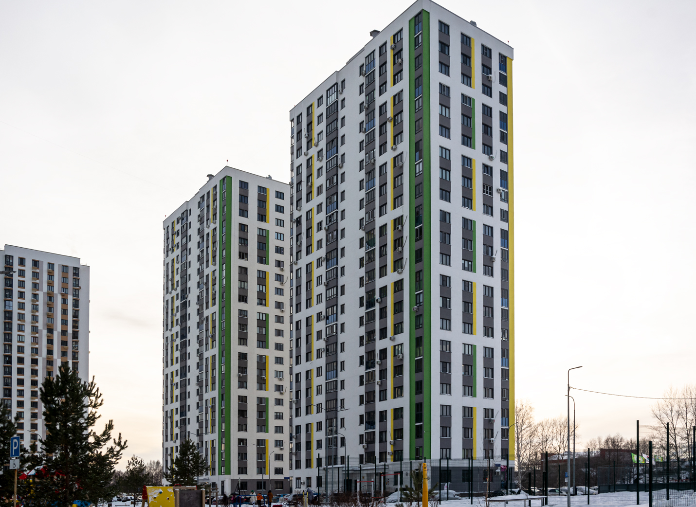 Ufa, Кустарёвская Набережная, 11; Кустарёвская Набережная, 9