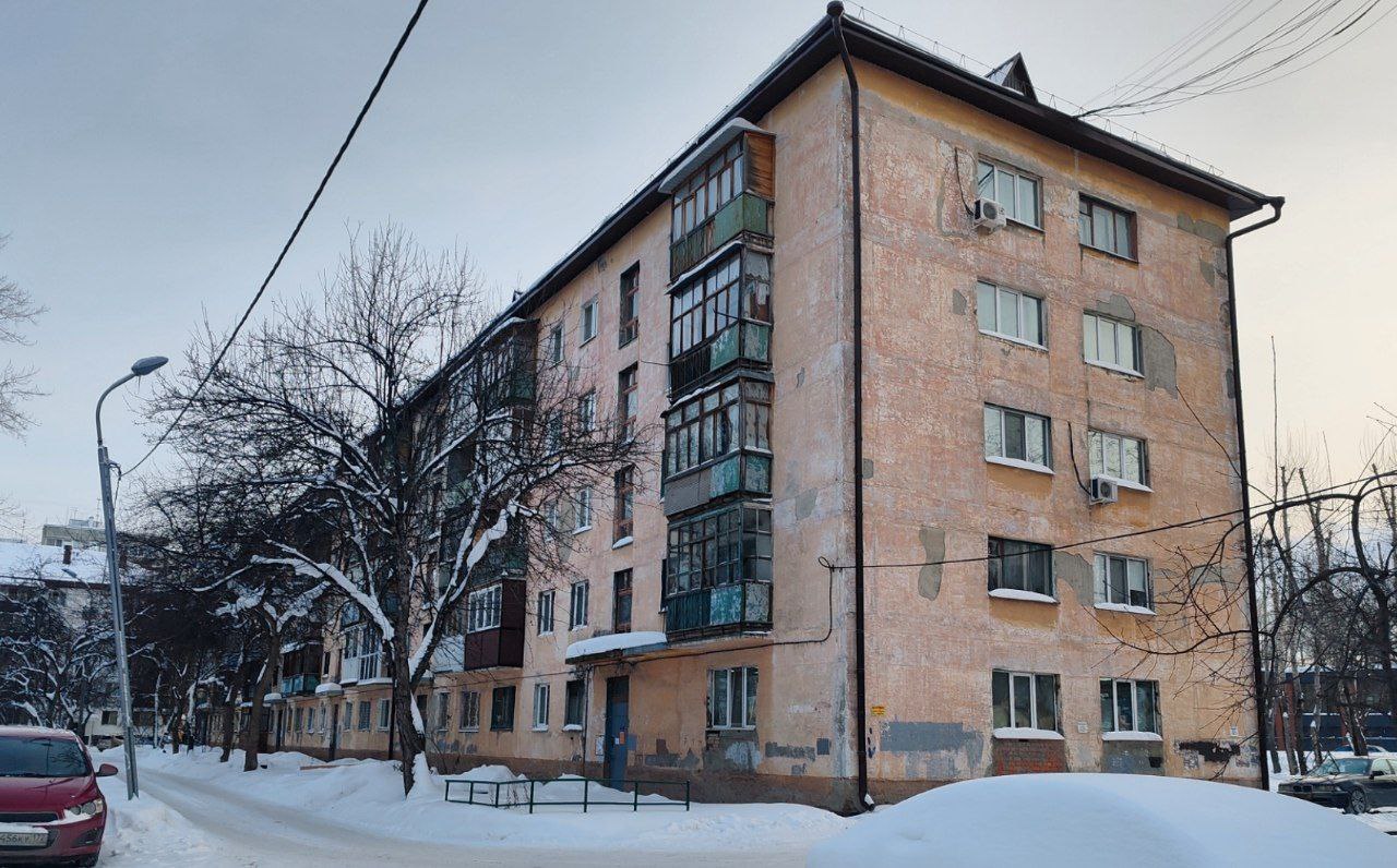 Тюмень, Улица 50 лет ВЛКСМ, 105
